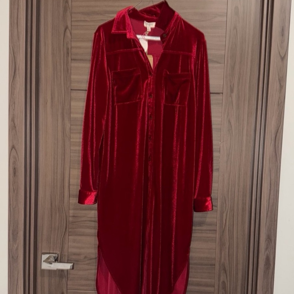 Umgee Deep Red Velvet Long Sleeve Dress